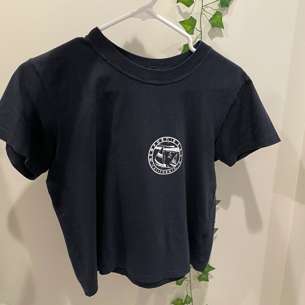 brandy melville john galt newport beach tee